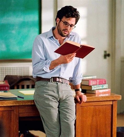 Mark Ruffalo | Male teacher outfits, Professor style, Art teacher outfits