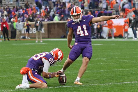 How to watch North Carolina vs. Clemson without cable - Entertainment