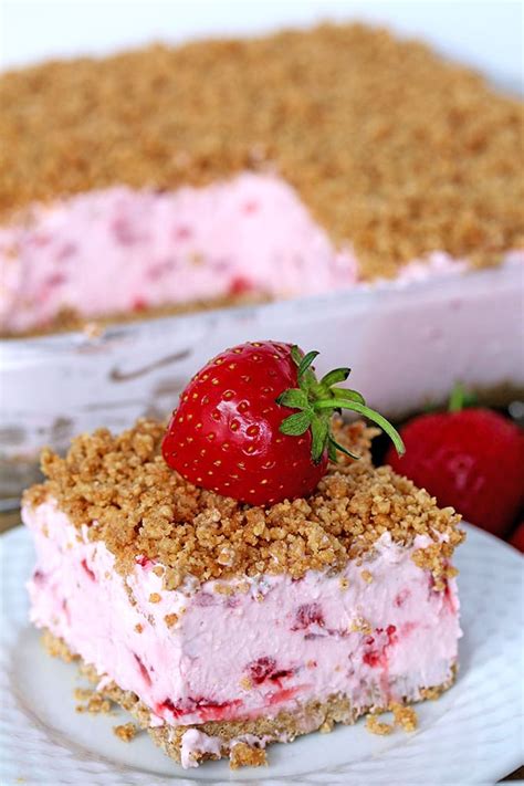 Easy Frozen Strawberry Dessert refreshing, creamy frozen dessert