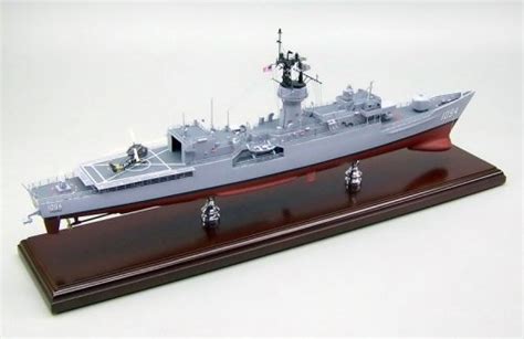 SD Model Makers > Frigate Models > Knox Class Frigate Models