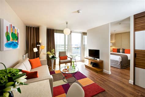 Serviced apartments Canary Wharf, London | Fraser Place Canary Wharf