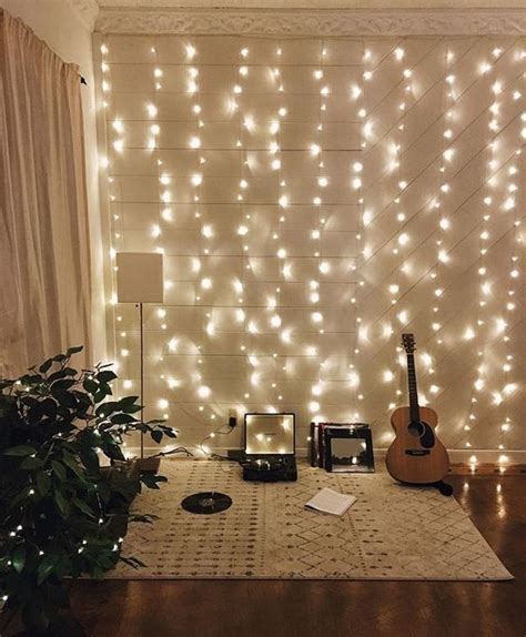 25 Cozy String Lights Ideas For Living Rooms - DigsDigs