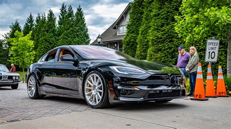 Tesla Model S Plaid vs Dodge Challenger SRT Demon 170: Which One Should You Buy?