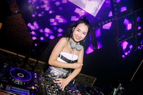 NONSTOP 2022 Vinahouse Việt Mix - Lk Nhạc Trẻ Remix 2022 Hay Nhất Hiện Nay, Nhạc Dj Bass Cực ...