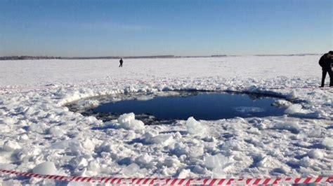 Meteor Showers Over Russian City of Chelyabinsk - XciteFun.net