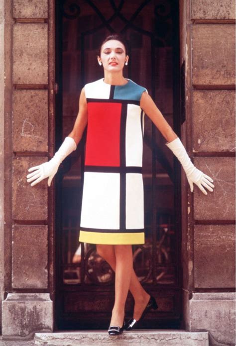 Piet Mondrian, Mondrian Dress, World Of Fashion, Fashion Art, High Fashion, Fashion Design ...