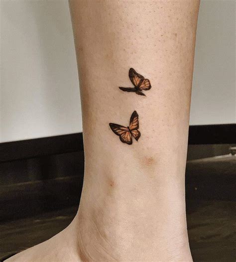 Top 63 Best Monarch Butterfly Tattoo Ideas - [2021 Inspiration Guide]