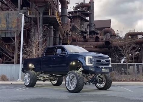 YouTuber Completely Destroys His Custom $100K Ford F-350 Limited