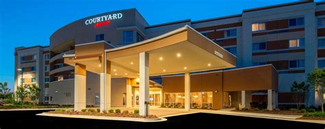 Hotels in Columbus MS – Courtyard Columbus Hotel