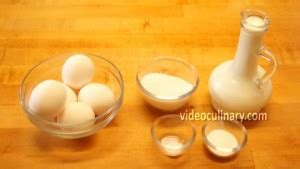 Easy Vanilla Sauce - Classic recipe by Video Culinary