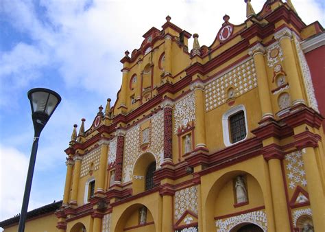 San Cristóbal Walking Tour, Mexico | Audley Travel US