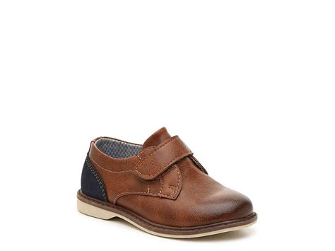 Max + Jake Ollie Oxford - Kids' | Boys brown dress shoes, Boys brown ...