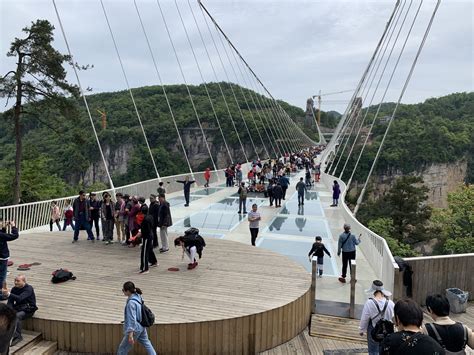 Zhangjiajie National Forest Park Glass Walkway Bridge | Architect Russell