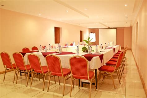 Conference Rooms & Banqueting – Hotel Hennessis