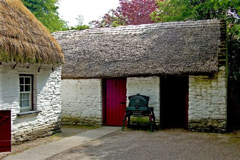 Bunratty Folk Park - Site #1 - Loop Head... © Joseph Mischyshyn cc-by-sa/2.0 :: Geograph Britain ...