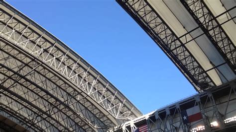 Should Ravens Add a Retractable Roof at M&T Bank Stadium?