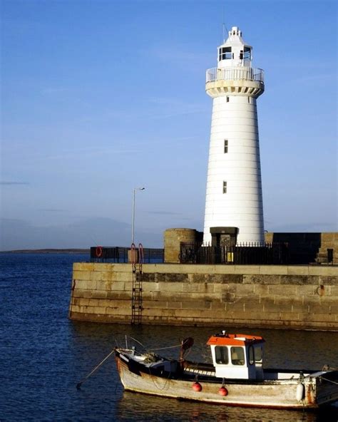 Donaghadee Lighthouse #northernireland #donaghadee #lighthouse #boat # ...