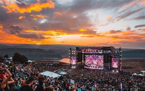 The Gorge Amphitheatre Must Be The Most Beautiful Venue in the World