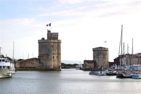 5 Amazing Historical Sites To Visit - Nouvelle-Aquitaine Travel Voyage