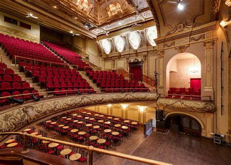 12 Mind-blowing Facts About Rialto Theatre - Facts.net