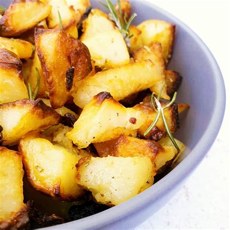 Roasted Potato Cubes with Rosemary – Feast Glorious Feast