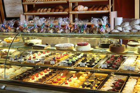 Find Delicious Bakeries near Maple Grove, Minnesota