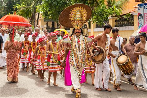 Festivals of Kerala: Witness the Rich Traditions of God’s Own Country | Veena World