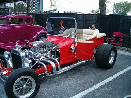 A Great Stretched Body T-Bucket Roadster