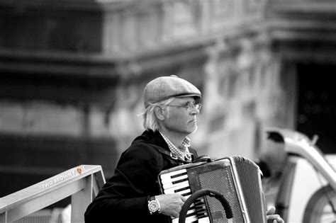 People around the World – Belgium – twobrownfeet