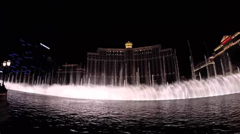 Bellagio Fountains Show - YouTube