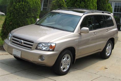 2004 Toyota Highlander 4-Door 4-Cyl 4WD