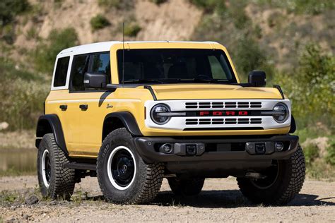 2023 Ford Bronco Heritage Edition SUVs | Uncrate