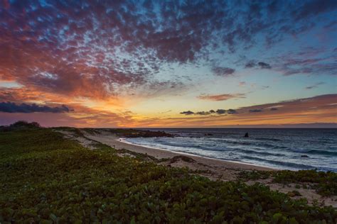 Hawaii Makalawena Beach Sunset 5 - Roger W. Dormann, Fine Art Photographer