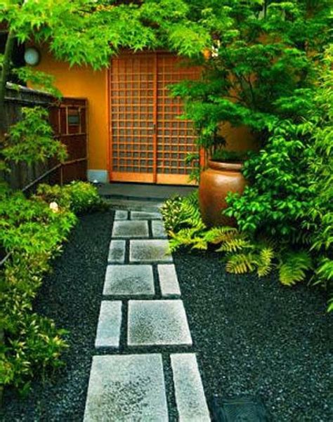 Image result for japanese balcony garden | Balcony garden | Pinterest ...