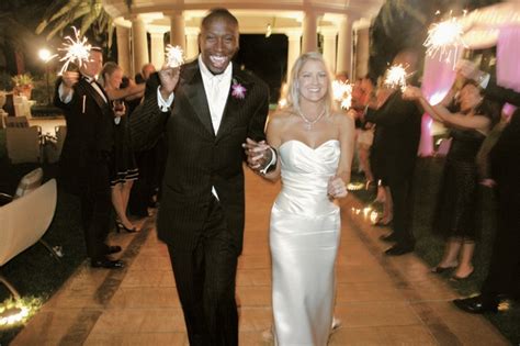 Olympian Al Joyner's Romantic Wedding in Laguna Niguel, California - Inside Weddings