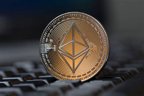 Ethereum Coin HD Wallpaper - Digital Cryptocurrency Theme