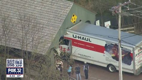 Historic Long Grove covered bridge struck again by vehicle | FOX 32 Chicago