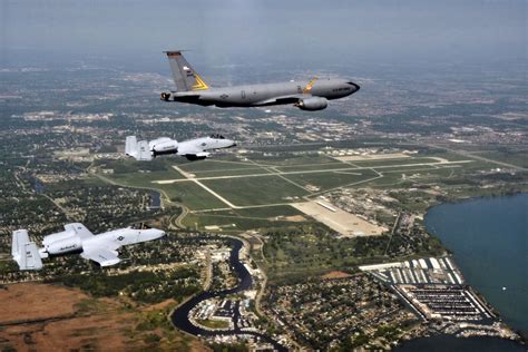 Michigan Air Guard's 127th Wing earns top AF unit award > National Guard > Guard News - The ...