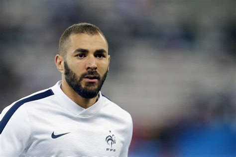 Real Madrid striker Karim Benzema hits back in France row and calls for ...