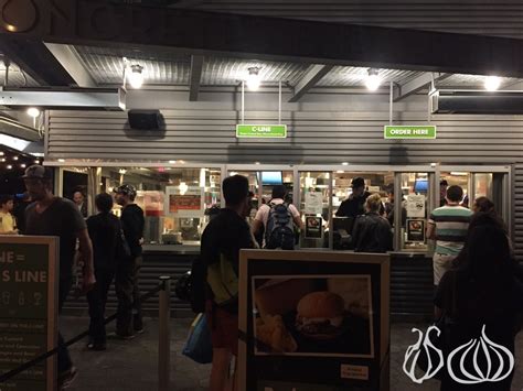 Shake Shack Madison Square Park: The Experience :: NoGarlicNoOnions ...