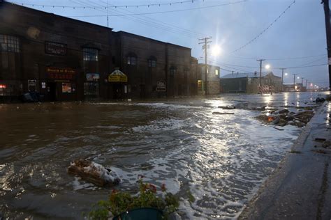 Storm battering western Alaska causes widespread flooding | AP News