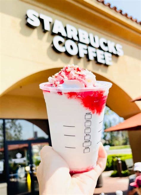 This Is What Starbucks' Strawberry Funnel Cake Frappuccino Tastes Like