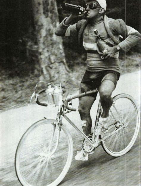 vintage bike shop on Twitter | Cycling art, Bicycle race, Racing bikes