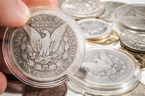 Premium Photo | American collectible coins