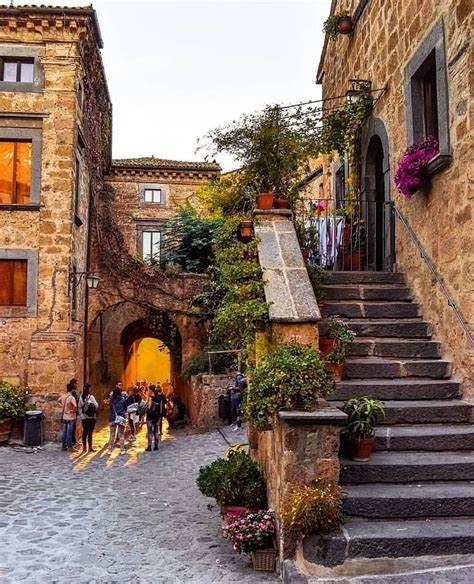 Civita di Bagnoregio, Italy | ©Matteo Capone (With images) | Beautiful places, Pretty places, Places