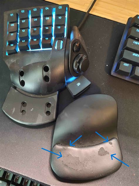 Razer Tartarus V2 Palm rest pad pealing | Razer Insider