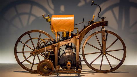 How The Daimler Reitwagen Blazed A Trail For The Motorcycles Of Today