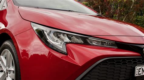 2021 Toyota Corolla Ascent Sport Hybrid Hatch Review | DiscoverAuto