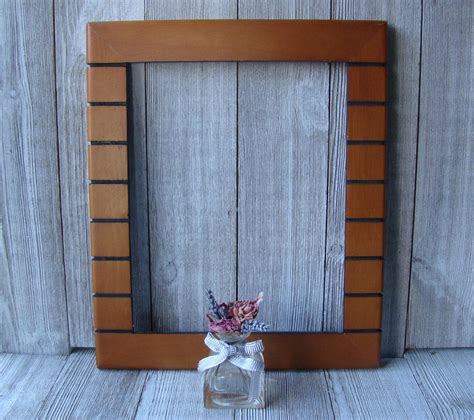 8 X 10 Wood Frame - Etsy | Frame, Wood, Wood frame