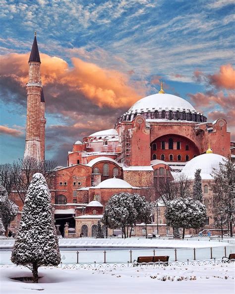 Snowy view ️ Istanbul, Turkey. Photo by @jackmartinphotoart #nature #winter #snow #photo # ...